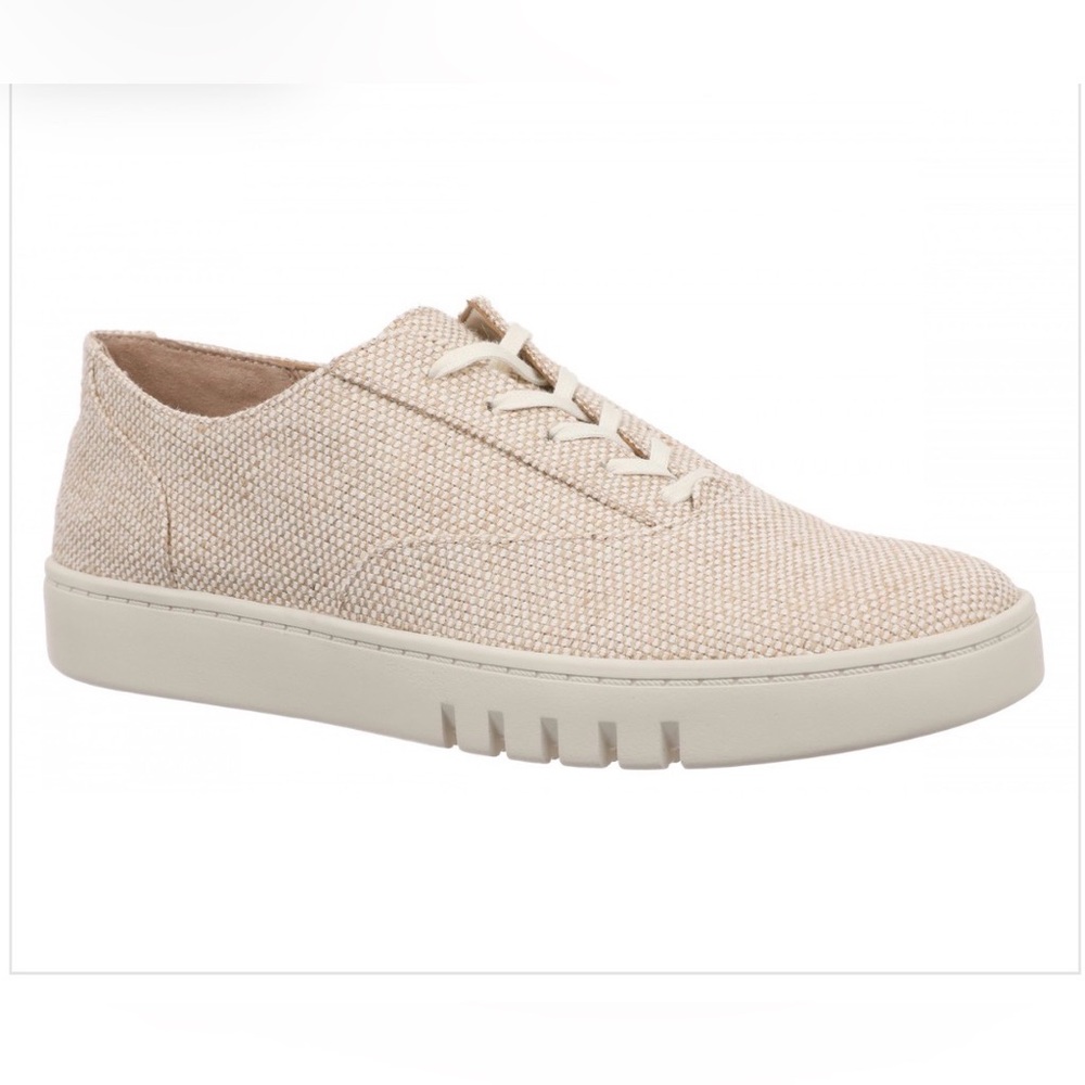 Vionic Women's Beige Knit Sneakers